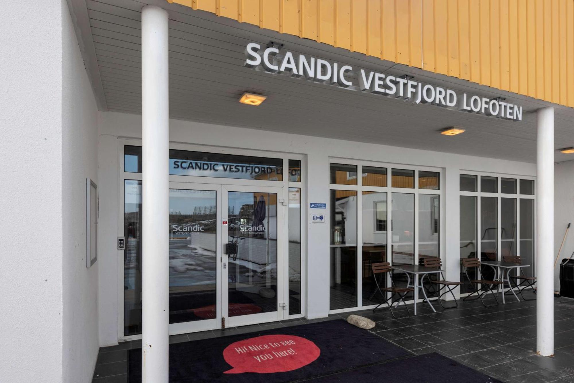 Scandic Vestfjord Lofoten Svolvær Esterno foto