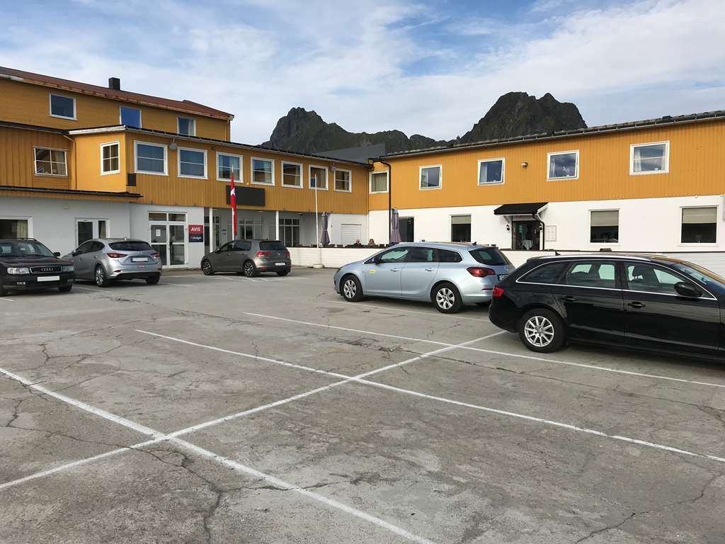 Scandic Vestfjord Lofoten Svolvær Esterno foto